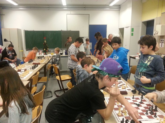 2014-12-Weihnachtsfeier Schach-Kids-02